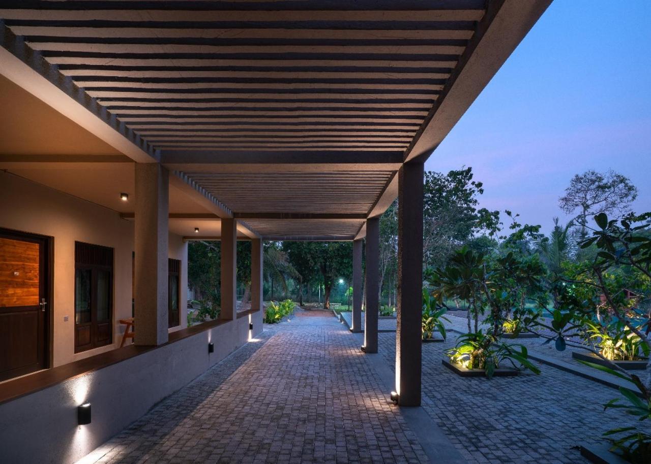 Thimbiri Wewa Hotel Wilpattu
